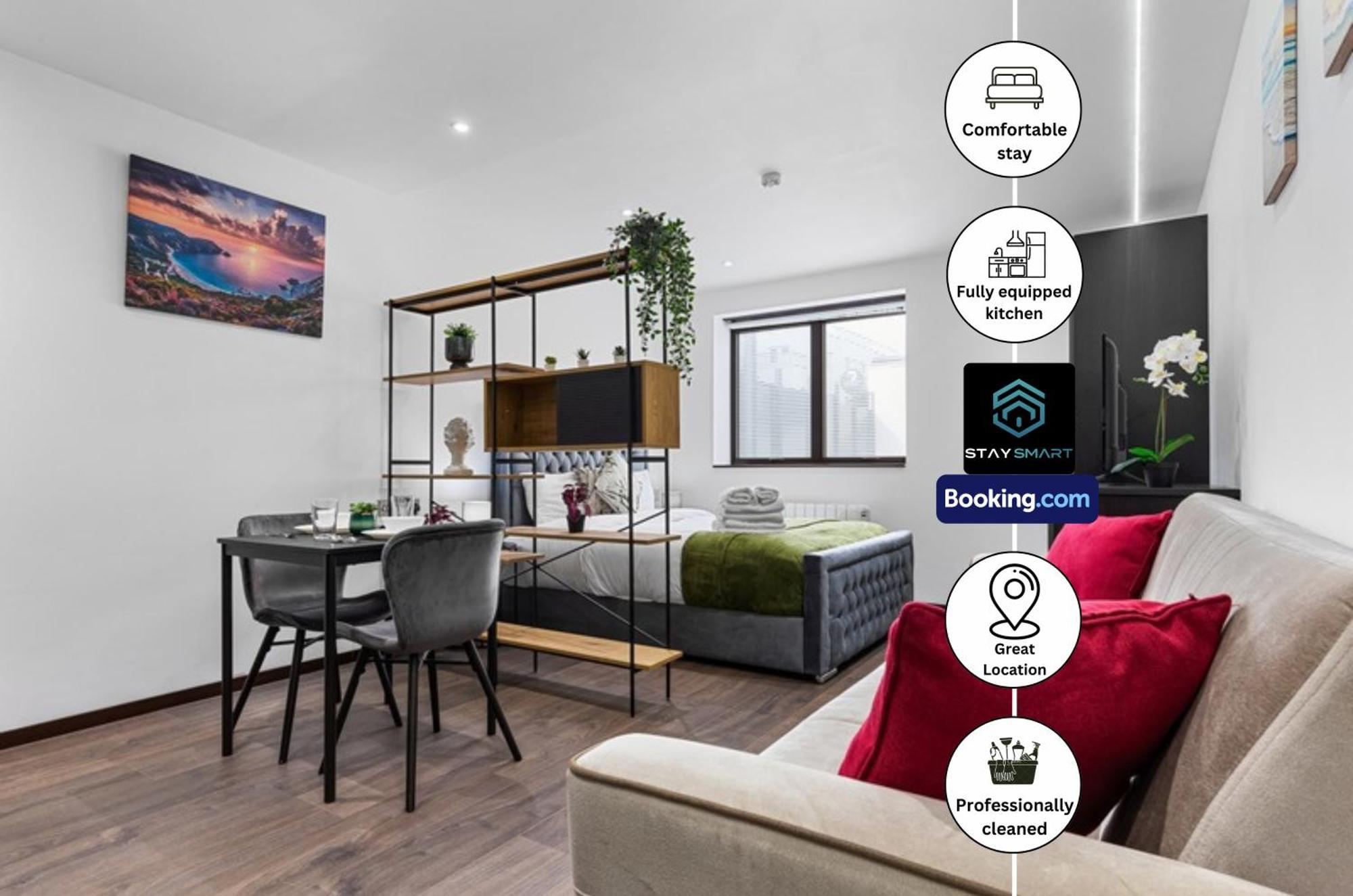 Stylish Studio Apt By Stay Smart Short Lets & Serviced Accommodation Woodstock With Free Wifi Londýn Exteriér fotografie