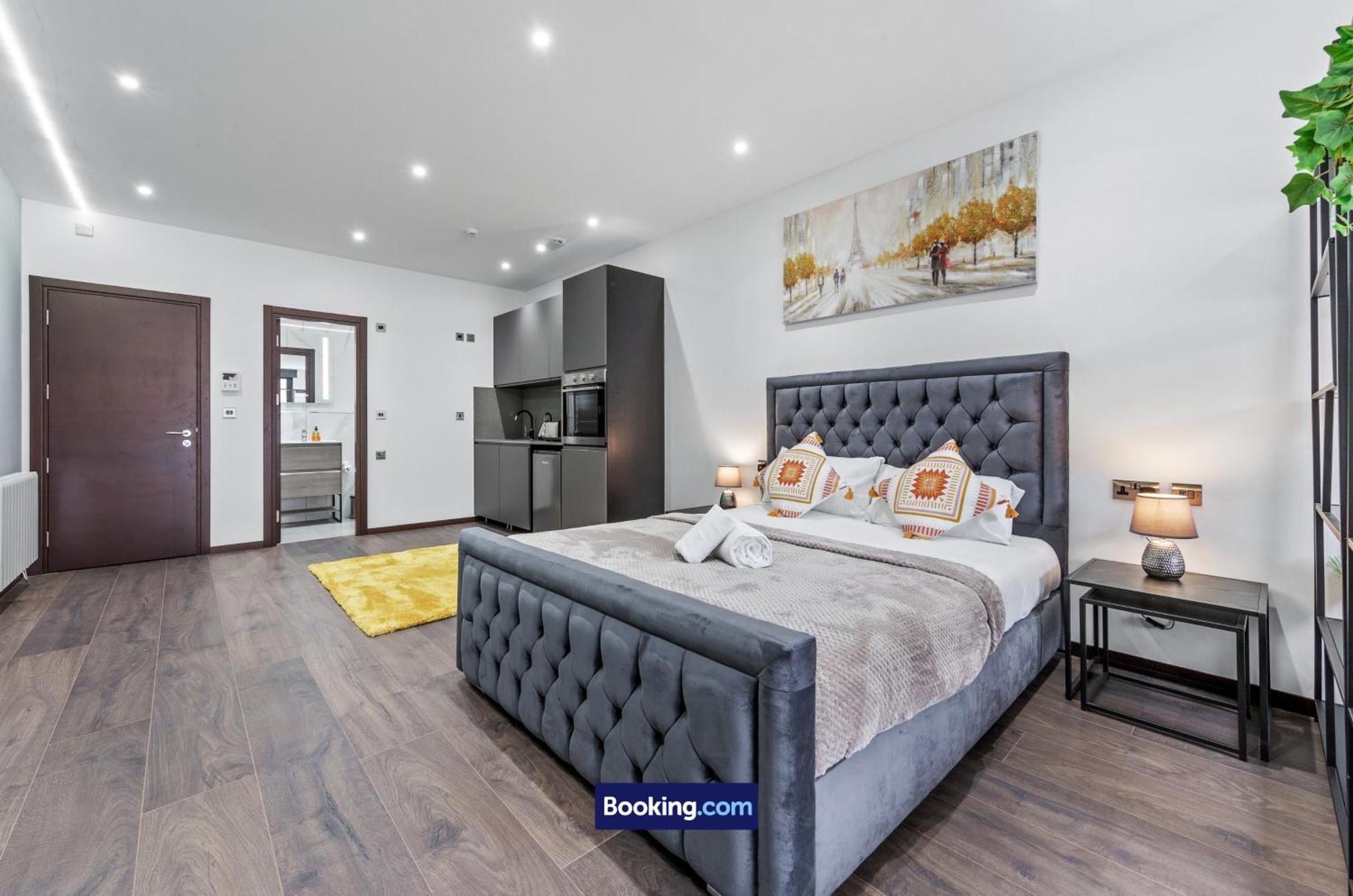 Stylish Studio Apt By Stay Smart Short Lets & Serviced Accommodation Woodstock With Free Wifi Londýn Exteriér fotografie