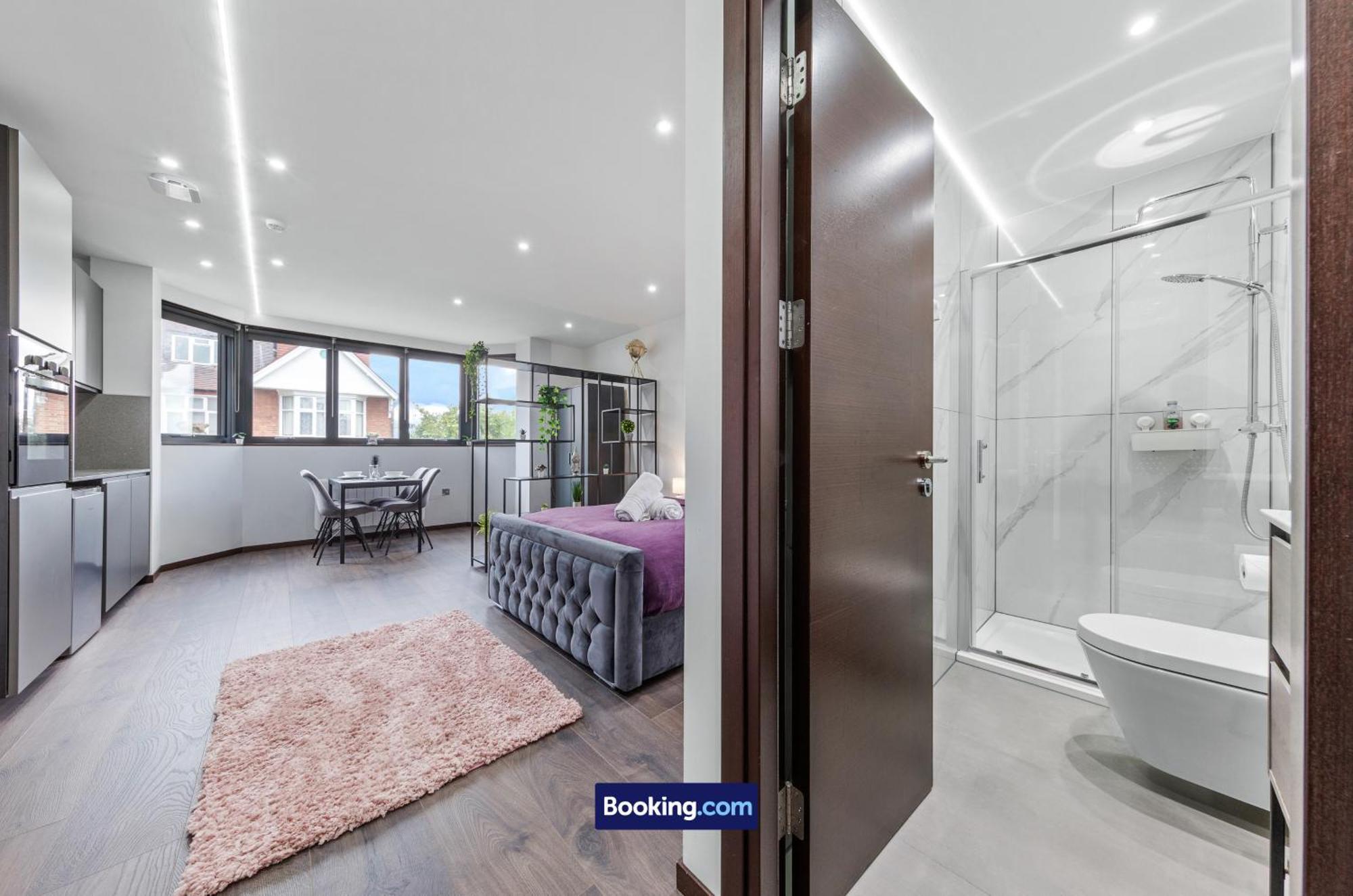 Stylish Studio Apt By Stay Smart Short Lets & Serviced Accommodation Woodstock With Free Wifi Londýn Exteriér fotografie