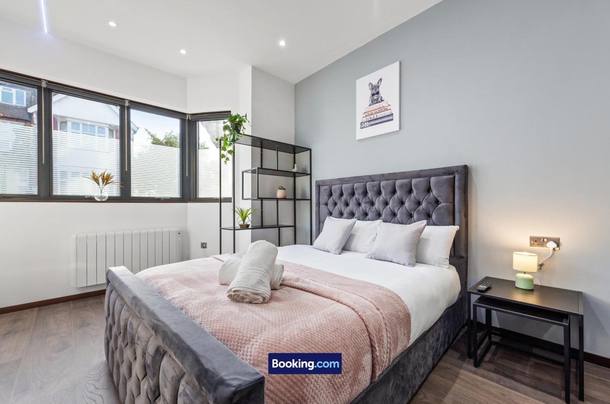 Stylish Studio Apt By Stay Smart Short Lets & Serviced Accommodation Woodstock With Free Wifi Londýn Exteriér fotografie