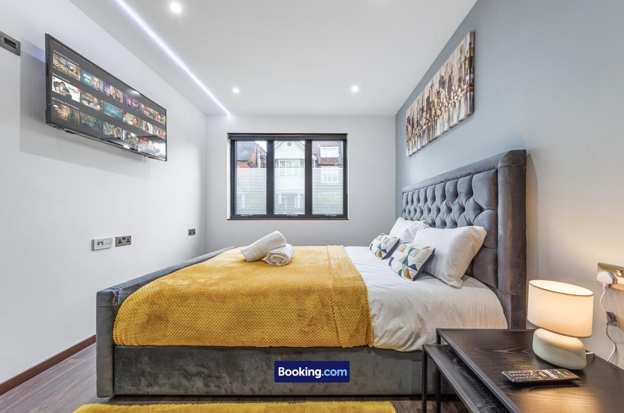 Stylish Studio Apt By Stay Smart Short Lets & Serviced Accommodation Woodstock With Free Wifi Londýn Exteriér fotografie