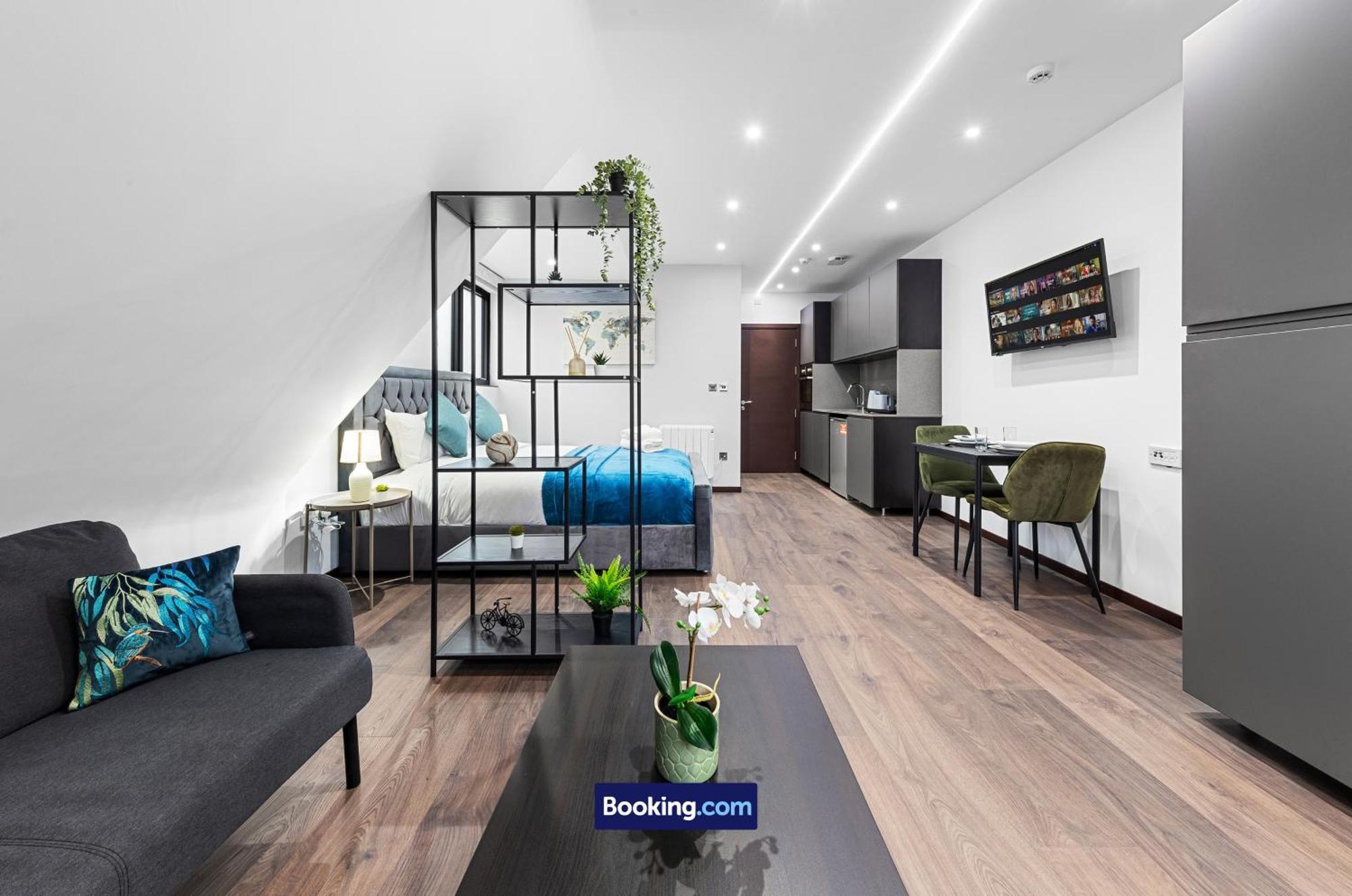 Stylish Studio Apt By Stay Smart Short Lets & Serviced Accommodation Woodstock With Free Wifi Londýn Exteriér fotografie