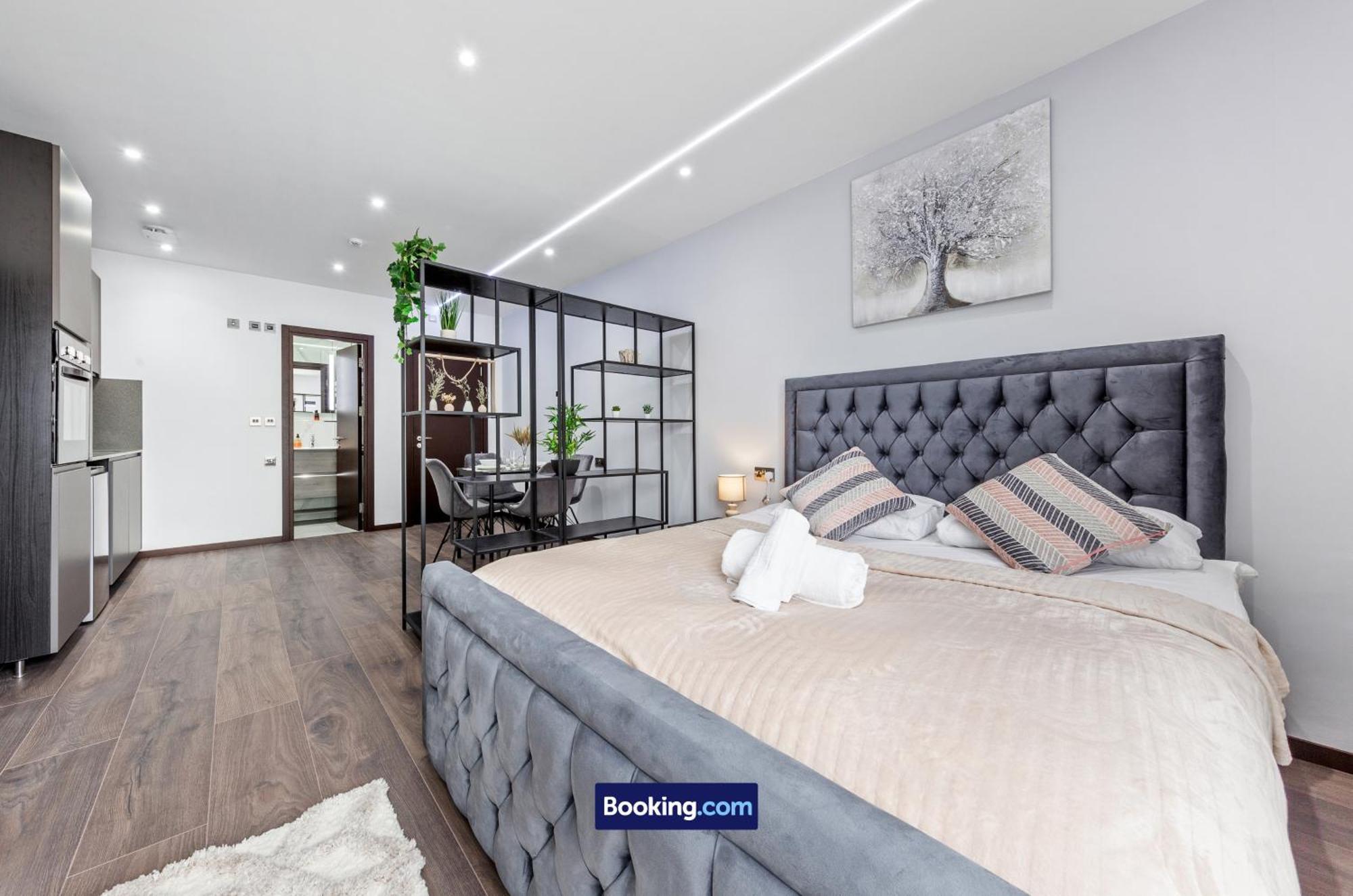 Stylish Studio Apt By Stay Smart Short Lets & Serviced Accommodation Woodstock With Free Wifi Londýn Exteriér fotografie
